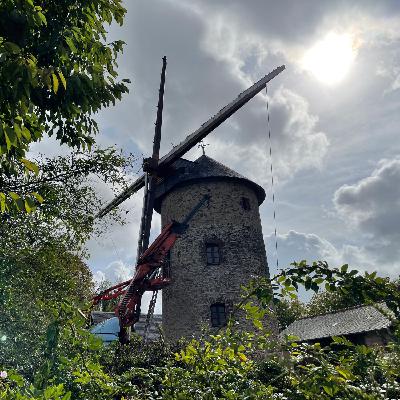 Un moulin bicentenaire retrouve ses ailes en Mayenne