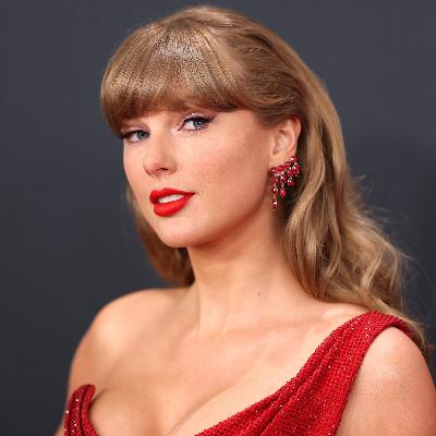 New Taylor engagement details, Hollywood’s new favourite cat and Cardi B’s courtroom fashion