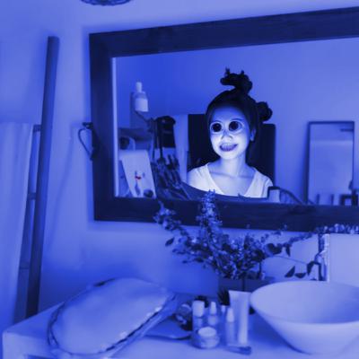 LA FEMME DERRIERE LE MIROIR...(THREAD HORREUR)