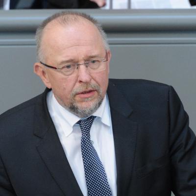 SPD-Politiker Axel Schäfer geht Parteiführung an: Zu lange gezögert bei K-Frage SPD-Politiker Axel Schäfer geht Parteiführung an: Zu lange gezögert bei K-Frage