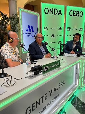 Jesús Lupiáñez: “Vélez-Málaga siempre quiere acoger al visitante con el cariño que históricamente nos ha caracterizado”