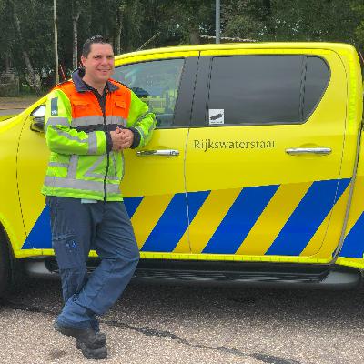 #4 - Ongeval: het dak gaat er letterlijk af #4 - Ongeval: het dak gaat er letterlijk af