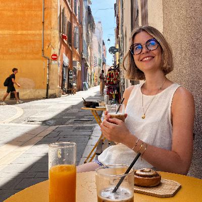 working as a travel tour guide w/ Darja Karstens