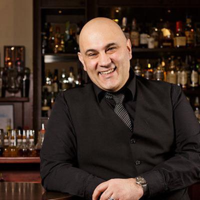 MAURO MAJHOUB: il barman dei RECORDS