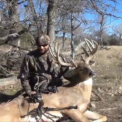 #353 - Joe Eberhart's 200" Kansas Giant On The FIRST Sit Of The Trip