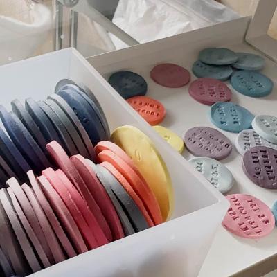 Keep memories through the cracks – with Yuko Fukuba Johnsson Keep memories through the cracks – with Yuko Fukuba Johnsson