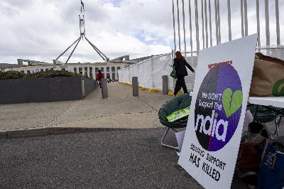 Canberra rally against NDIS Cuts Canberra rally against NDIS Cuts