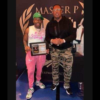 Big7 gets an award from Master P