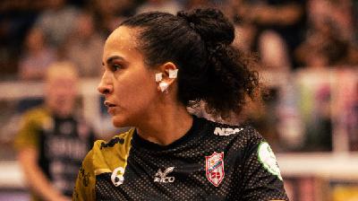 Entrevista a Jazmín Mendoza, jugadora del Guardés Entrevista a Jazmín Mendoza, jugadora del Guardés