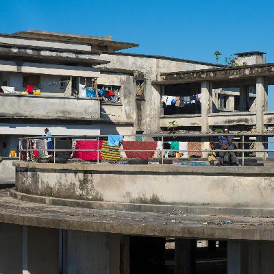 Mosambiks Brüche - Leben in den Ruinen des Grande Hotel Mosambiks Brüche - Leben in den Ruinen des Grande Hotel