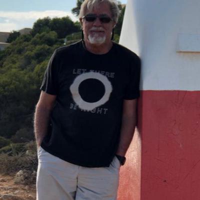 #113 Julian Putley, Living Legend #113 Julian Putley, Living Legend