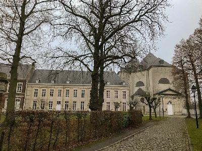 Rozenkrans met gezinnen gevolgd door Eucharistieviering