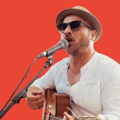 Una canción de Ismael González para ese amigo que empieza una relación y desaparece