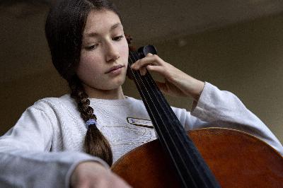 12-year-old cellist from Mass. competes as semifinalist in national competition 12-year-old cellist from Mass. competes as semifinalist in national competition