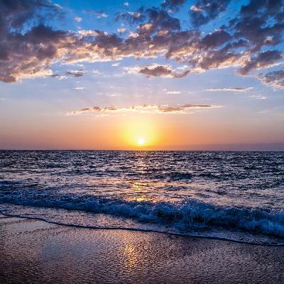 Sonidos relajantes. Olas del mar y música clásica