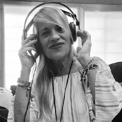 María Giménez habla con Marina Carmona que presenta su trabajo "MI IDENTIDAD"