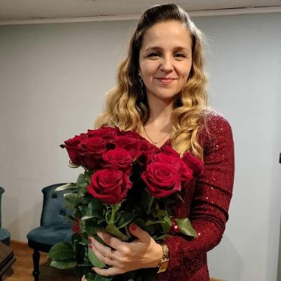 Поезія Ілони Ельтек: "Не забудь, що дні тепер коротші..."