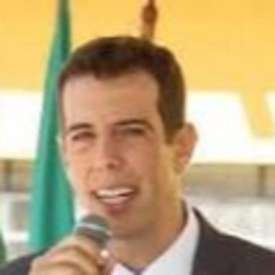 Cotado para substituir Weintraub defende privatização e militarização do ensino