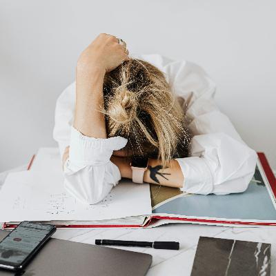 #315 Vom Functional Freeze in den Shutdown: Die Burnout-Kaskade