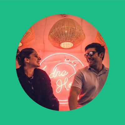 Hacer que las cosas fluyan - Jeaninne Ruata y Ricardo Ruiz. Fundadores de Adra Hostel