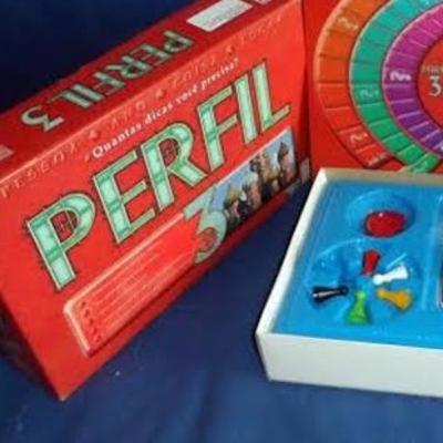 Jogando Perfil 3 com os amigos