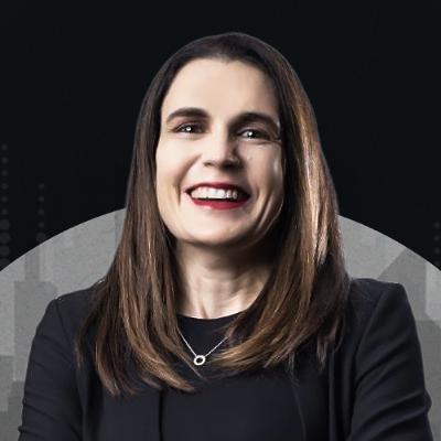 Driving Trust and Experience: Cornelia van Heerden in Conversation with Aki Anastasiou