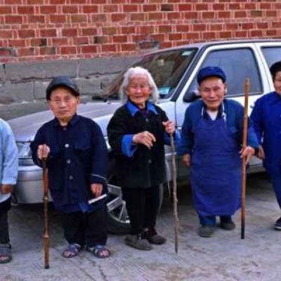 Pasty z dupy-Atak Karłów