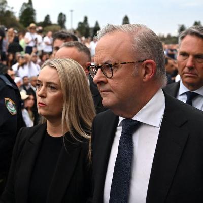 Australia honours Bondi Beach victims, launches probe of security services