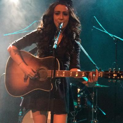 Machete #43 Lindi Ortega Machete #43 Lindi Ortega
