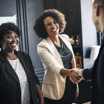 Qual é a diferença entre um chefe e um líder?