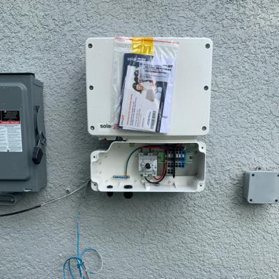 Enphase vs SolarEdge Enphase vs SolarEdge