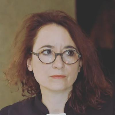 Votre Honneur - Episode #7 - Me Marie Dosé Votre Honneur - Episode #7 - Me Marie Dosé