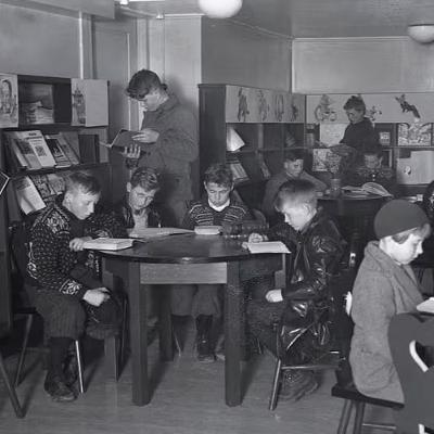 Sven Egil Omdal om Stavanger biblioteks 140-årige historie Sven Egil Omdal om Stavanger biblioteks 140-årige historie