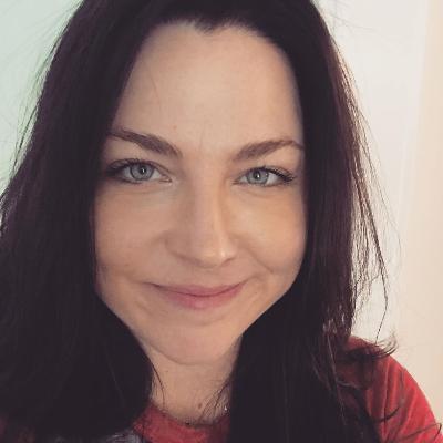 Extra ✶ Amy Lee in Together At Home on IG Live