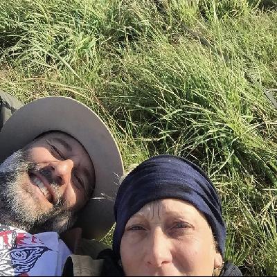 Warum Männer links sitzen und Frauen rechts, also vom Steuer!