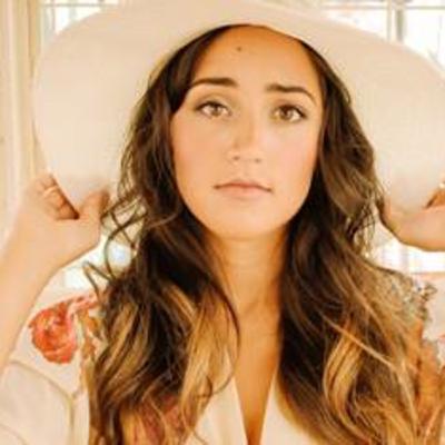 Interview With Tess Henley: Soul Singer-Songwriter Interview With Tess Henley: Soul Singer-Songwriter
