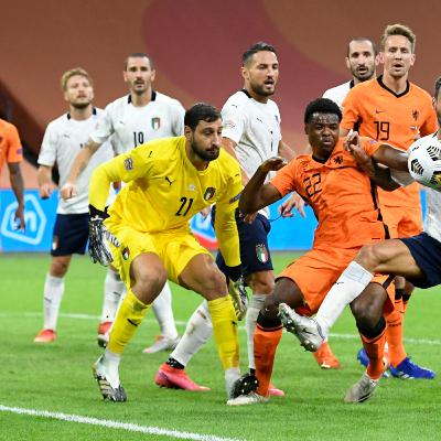 TELECAST - HOLANDA 0 x 1 ITÁLIA TELECAST - HOLANDA 0 x 1 ITÁLIA