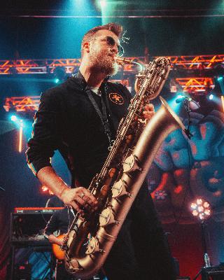 Saxophonist Dan White; Using the ‘Yes’ Mentality to Embrace Challenges, Ep 245