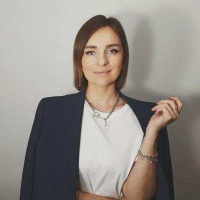 Как духовное развитие связано с материальным благополучием?