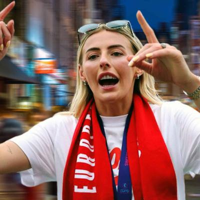 Chloe Kelly on the sesh | Extra shot