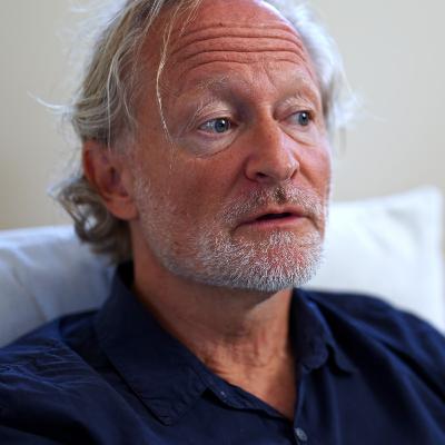 Large Language Models and Emergence: A Complex Systems Perspective (Prof. David C. Krakauer)