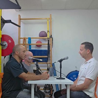 בין חדר הניתוח לקליניקה – על הקשר בין האורתופד לפיזיותרפיסט עם ד"ר יובל ארמה