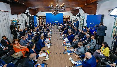 Brasil fica fora de nota e Mercosul evita citar Venezuela e ofensiva dos EUA