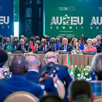 Vấn đề quốc tế - Trang mới cho quan hệ châu Âu - châu Phi