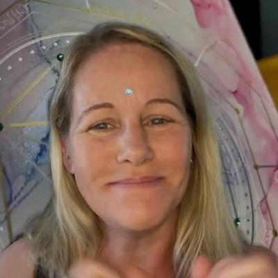 Sarah Goodman talks light language and connecting to the stars and star beings Sarah Goodman talks light language and connecting to the stars and star beings