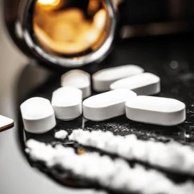 合成麻薬「フェンタニル」による危機 その背景と日本の状況 合成麻薬「フェンタニル」による危機 その背景と日本の状況