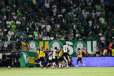 Corinthians perde o meia Garro por um mês