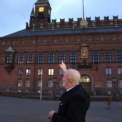Episode 3: Døden Kom Til Rådhuset