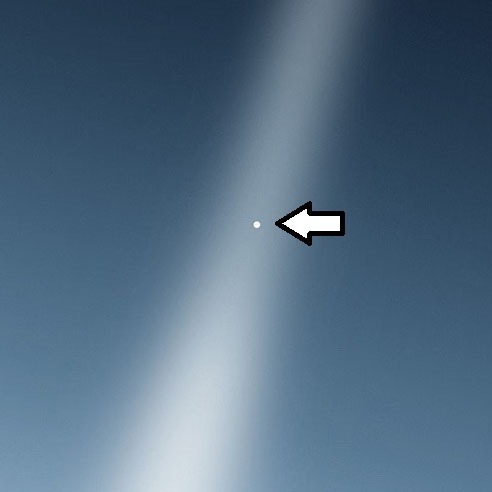 🌎 نقطۀ آبی پریده‌رنگ 🌍