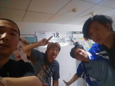 摇滚又一榜 - 欢迎陆炎进京定居